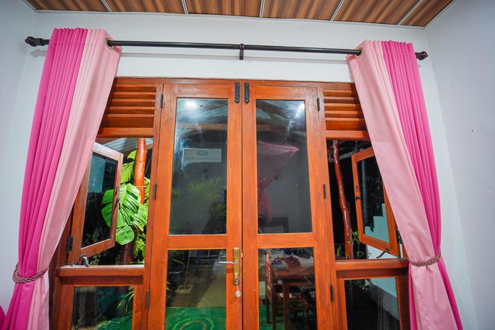 Serene Cottage เอลลา ภายนอก รูปภาพ